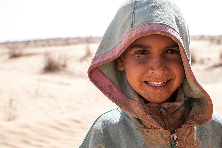 fiorentini-damiano-photographer | Bimbo nel deserto della Tunisia